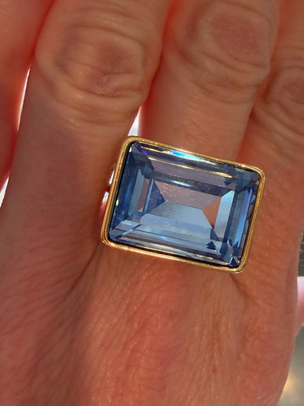 NWT Piper K 14K Gold Plate East-West Rectangular Baby Blue Crystal Ring